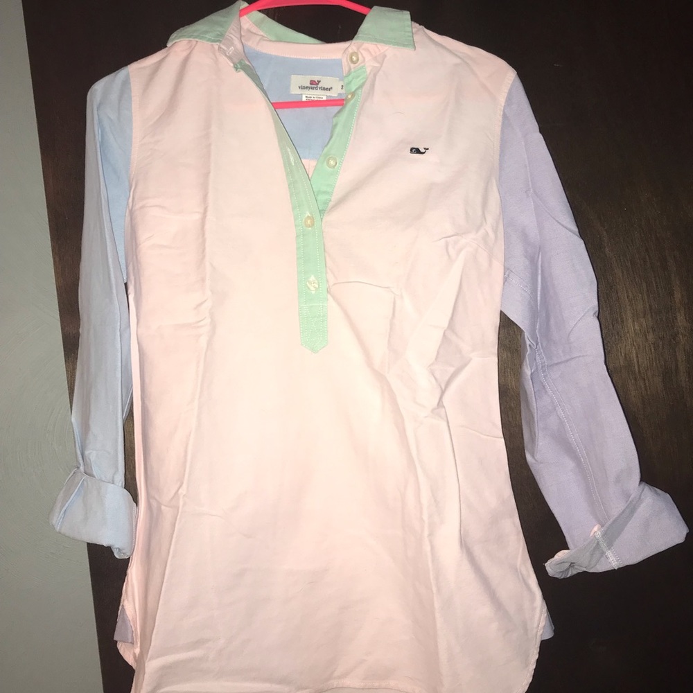 Vineyard Vines Button Down - image 2